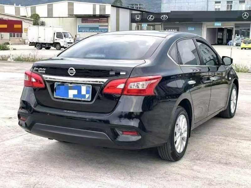 福州23年日产轩逸6