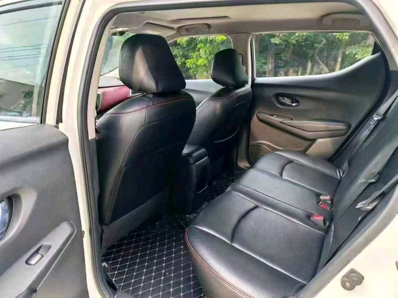 福州19年日产蓝鸟8