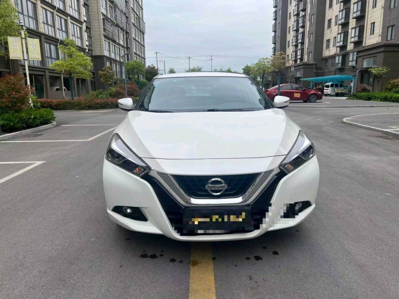 徐州20年日产蓝鸟1