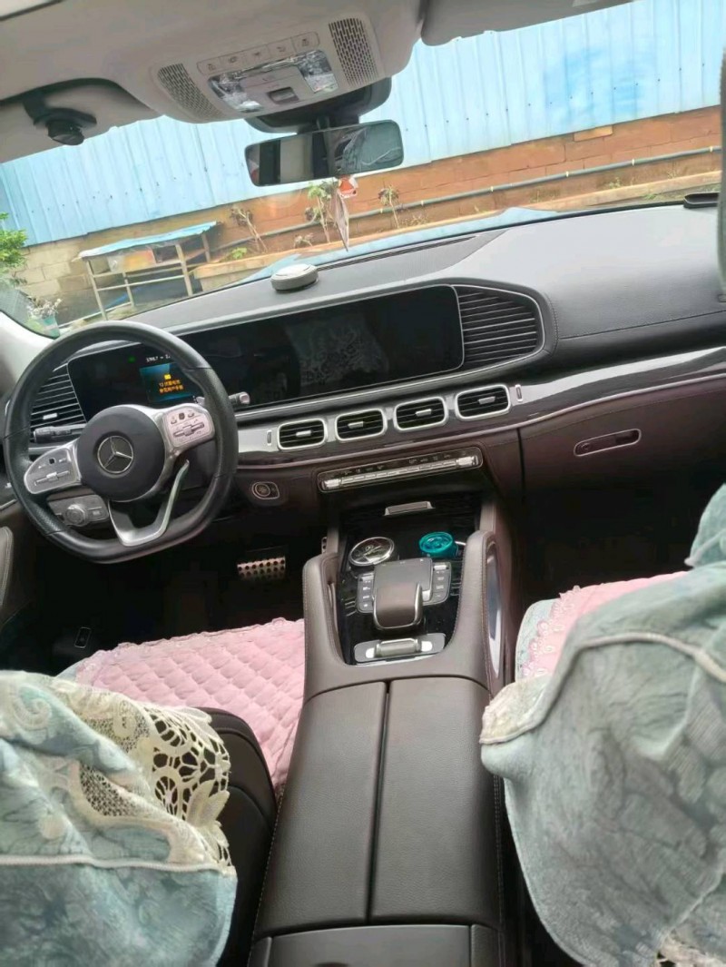 贵阳23年奔驰GLS5