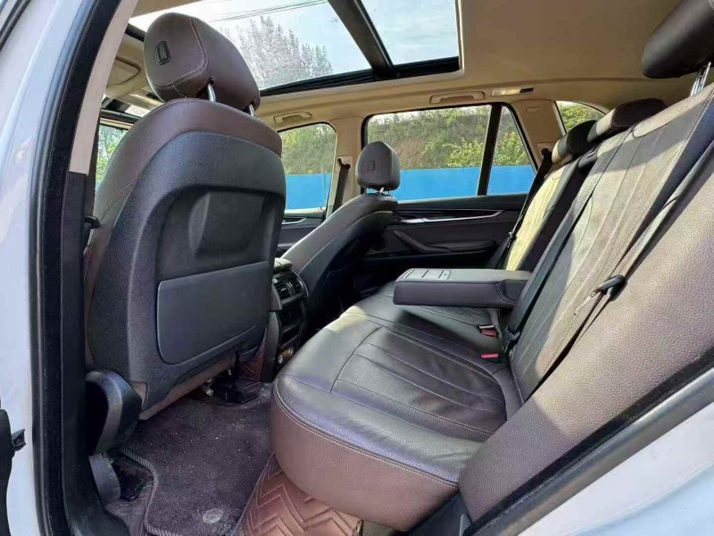 青岛18年宝马X54