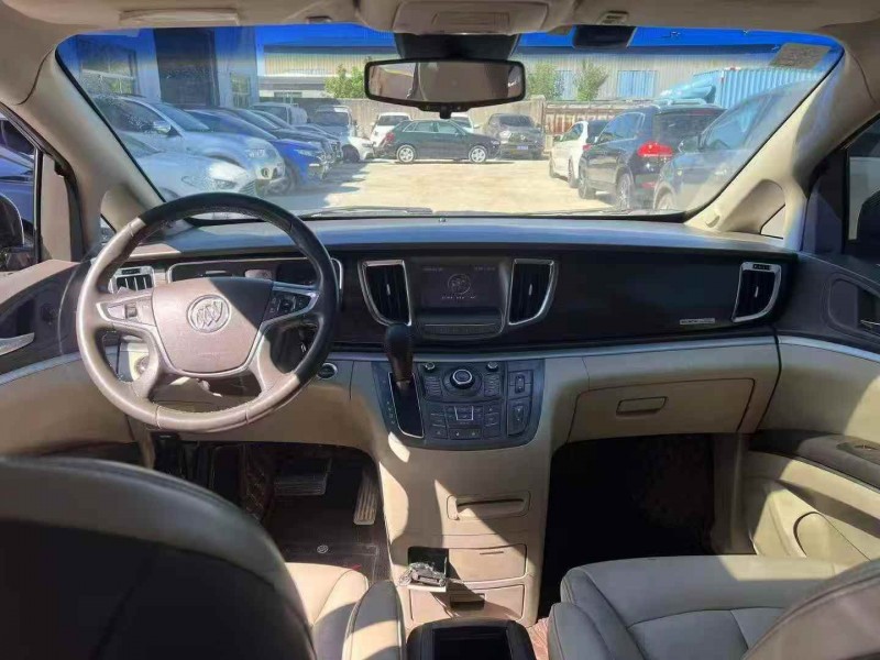 泰安12年别克GL86