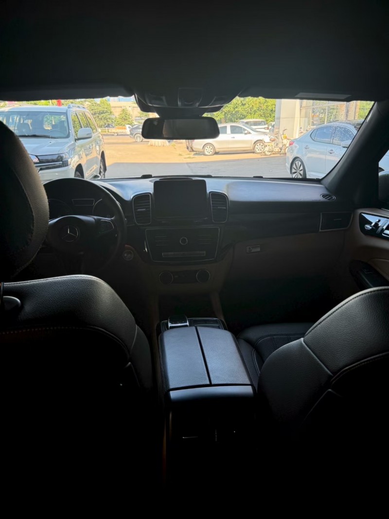 潍坊17年奔驰GLE4