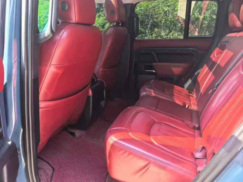 洛阳22年路虎卫士5