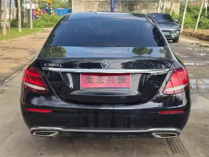 开封17年奔驰E7