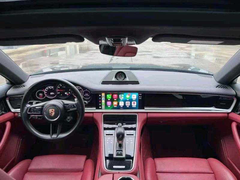 苏州23年保时捷帕拉梅拉4