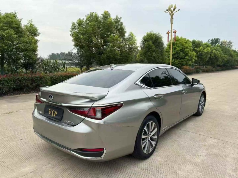盐城19年雷克萨斯ES9