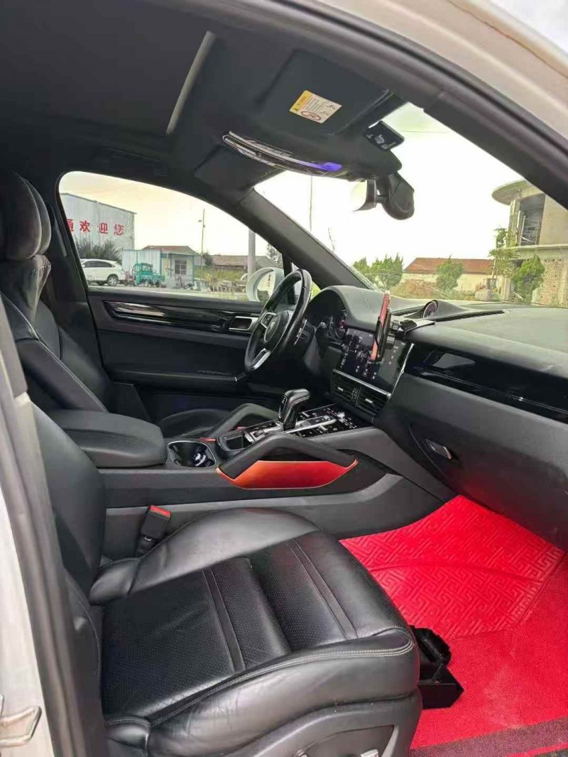 苏州18年保时捷卡宴6