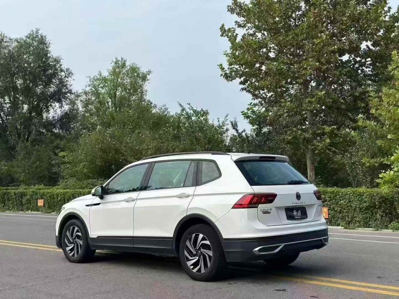 枣庄22年大众途观5