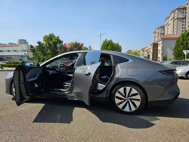 枣庄25年吉利银河2