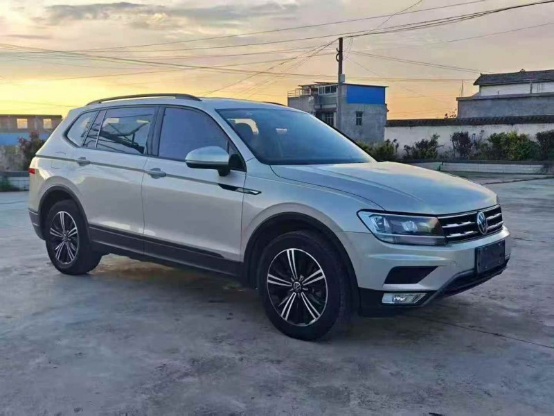 毕节21年大众途观3