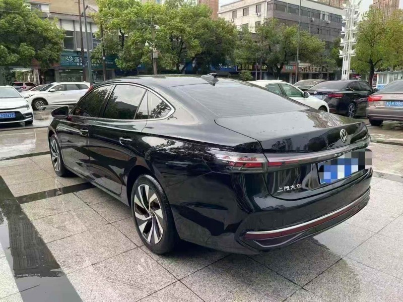 苏州25年大众帕萨特8