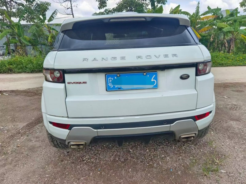 株洲13年路虎极光3