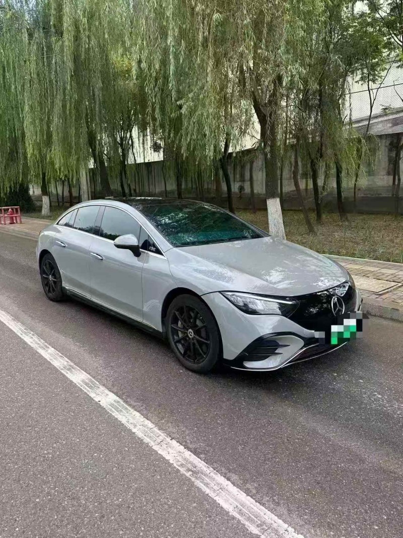 烟台23年奔驰EQE3