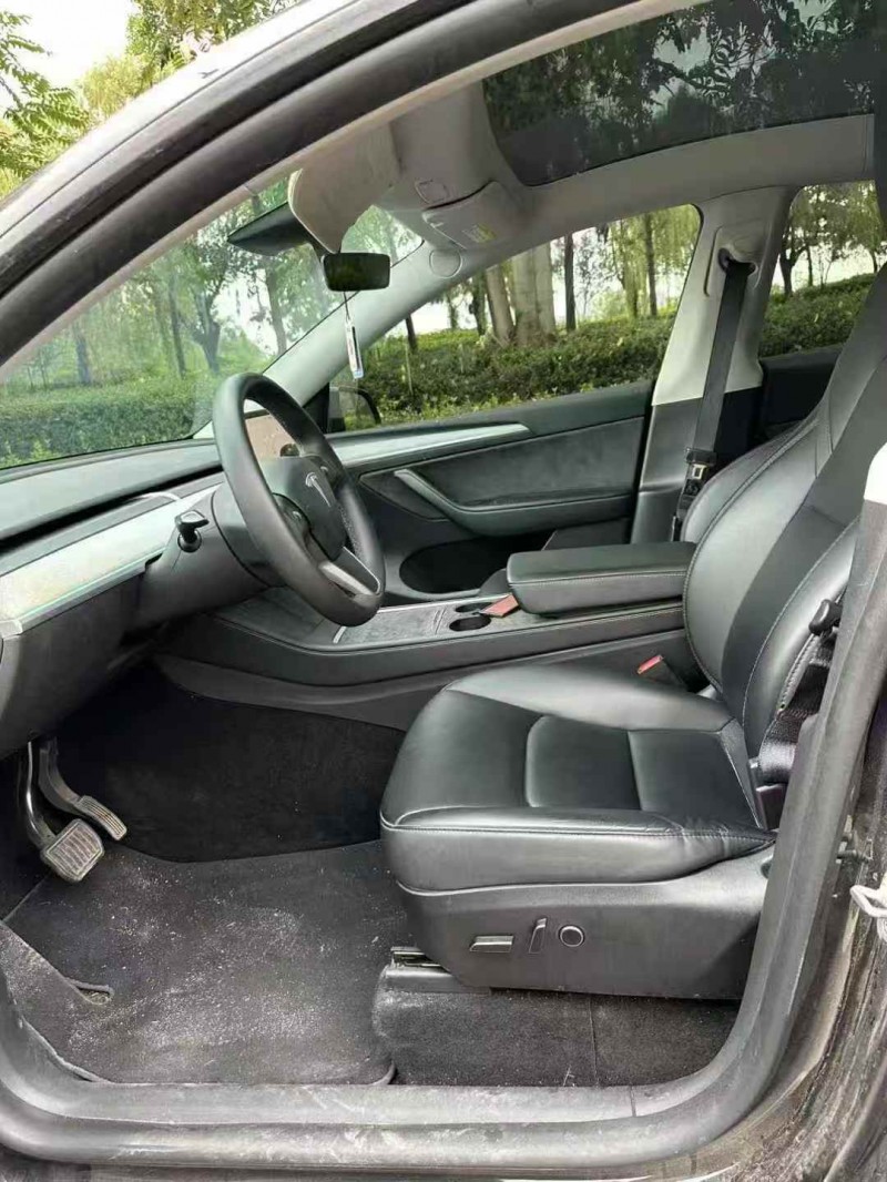 烟台24年特斯拉MODEL Y4