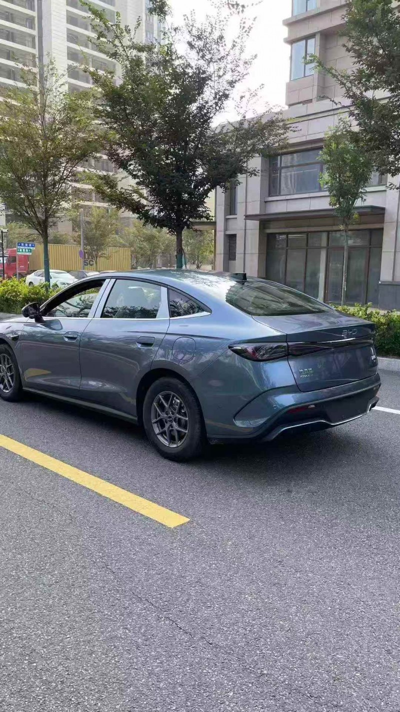 烟台25年比亚迪海豹8