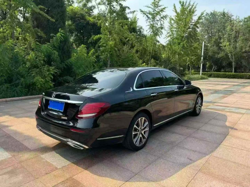 青岛20年奔驰E6