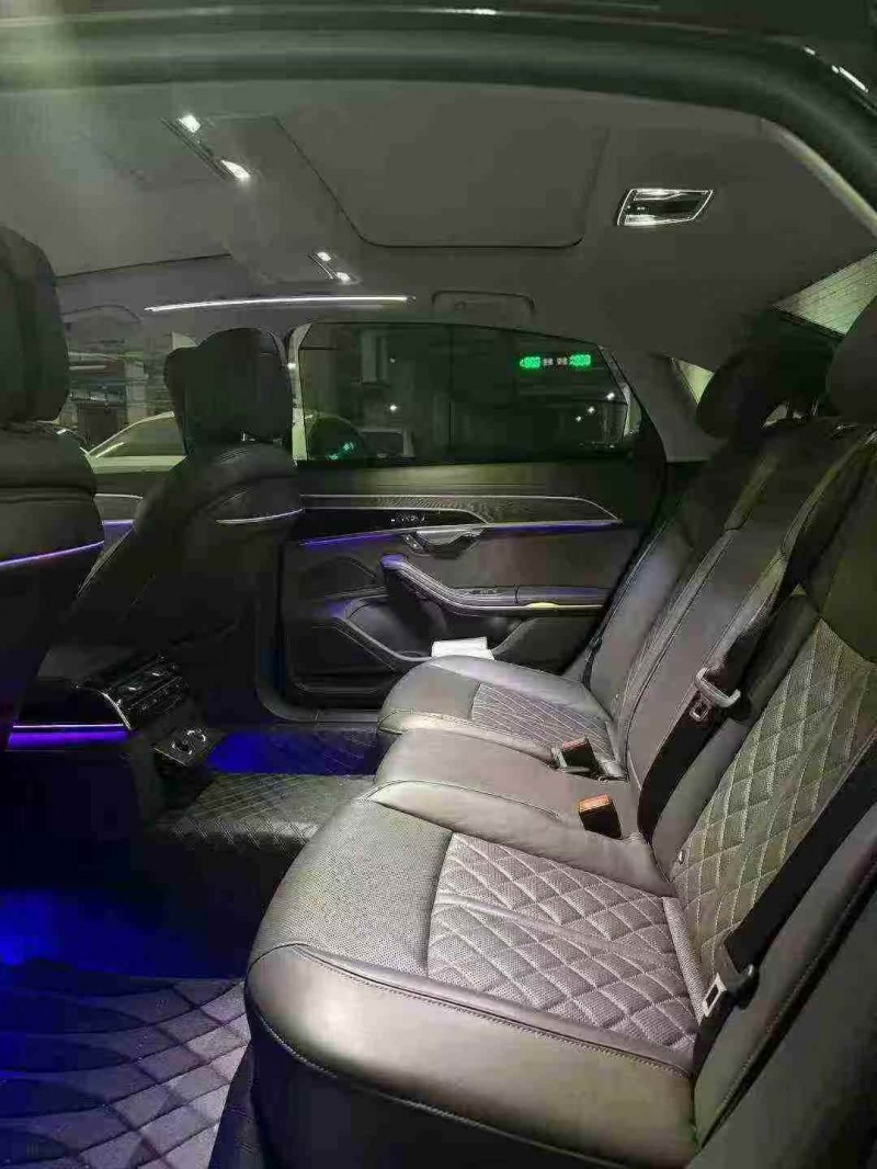 重庆23年奥迪A8L5