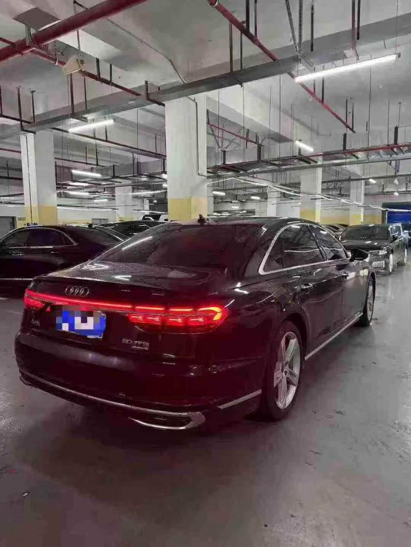 重庆23年奥迪A8L7