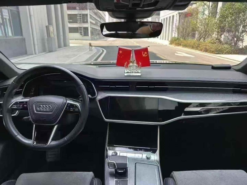 蚌埠22年奥迪A6L4