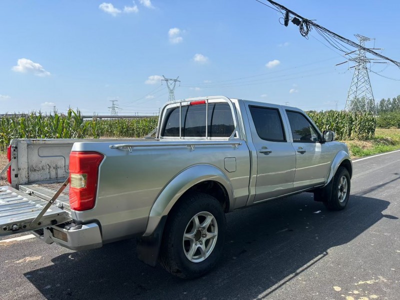 洛阳22年东风锐骐皮卡4