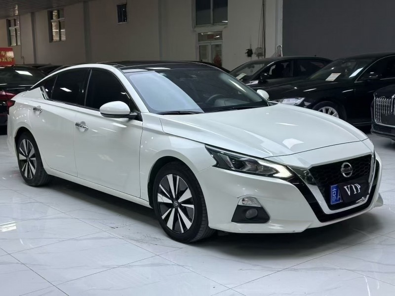 廊坊21年日产天籁3