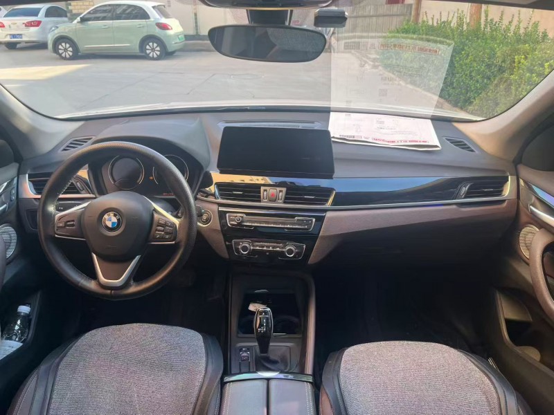 保定21年宝马X13