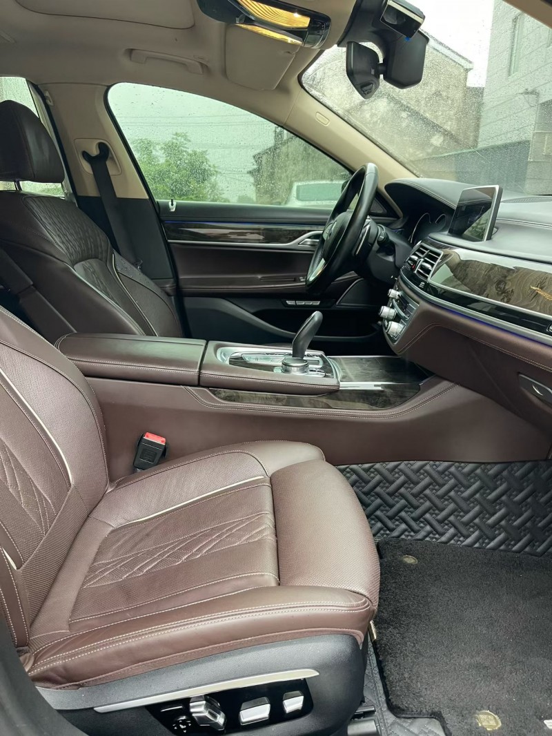 徐州16年宝马7系4