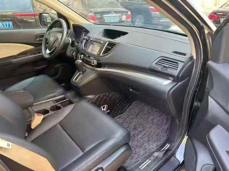 柳州16年本田CRV4