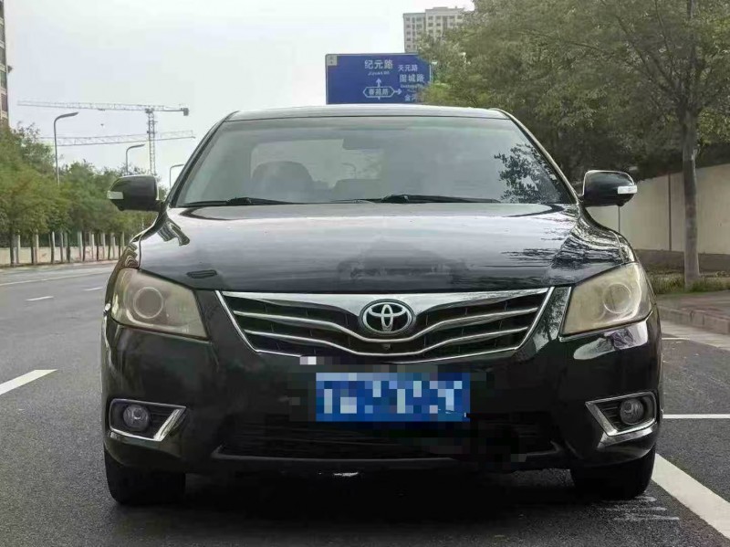 郑州13年丰田凯美瑞1