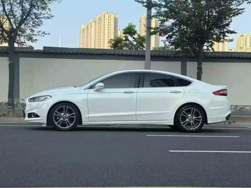 郑州15年福特蒙迪欧7