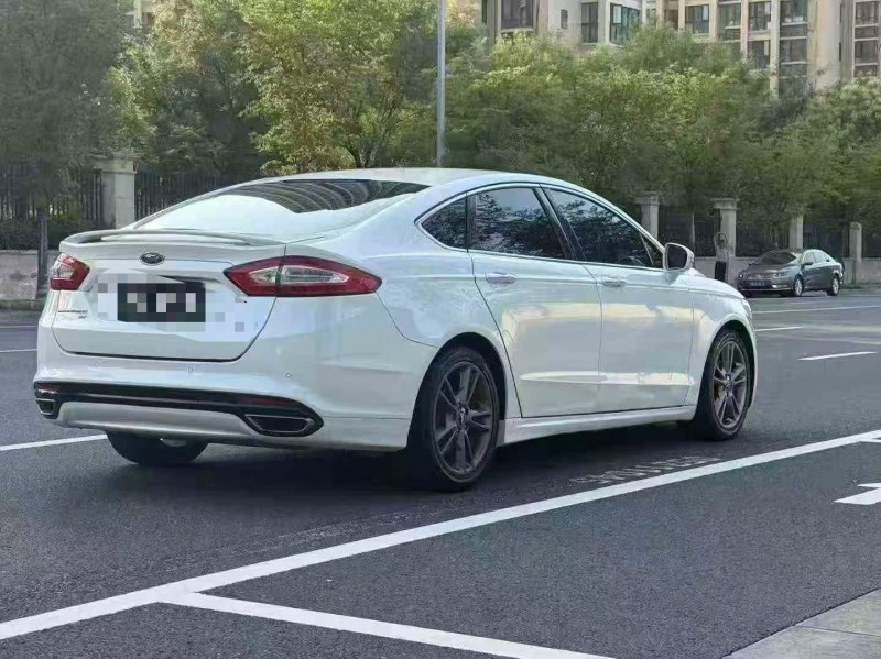 郑州15年福特蒙迪欧8