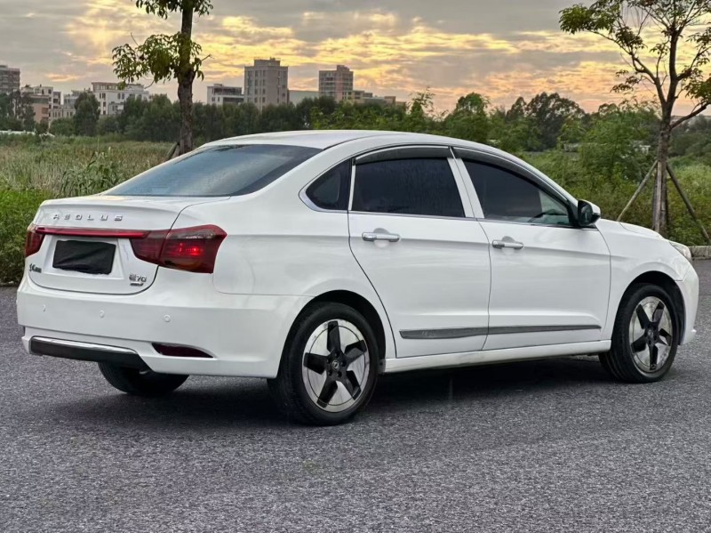 汕头22年东风风神8