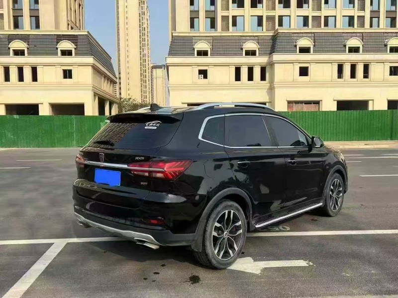 郑州17年荣威RX57