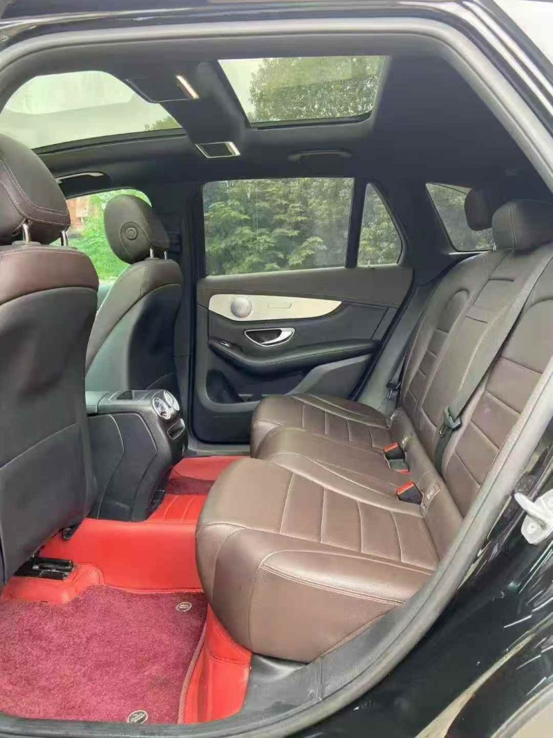 襄阳19年奔驰GLC7