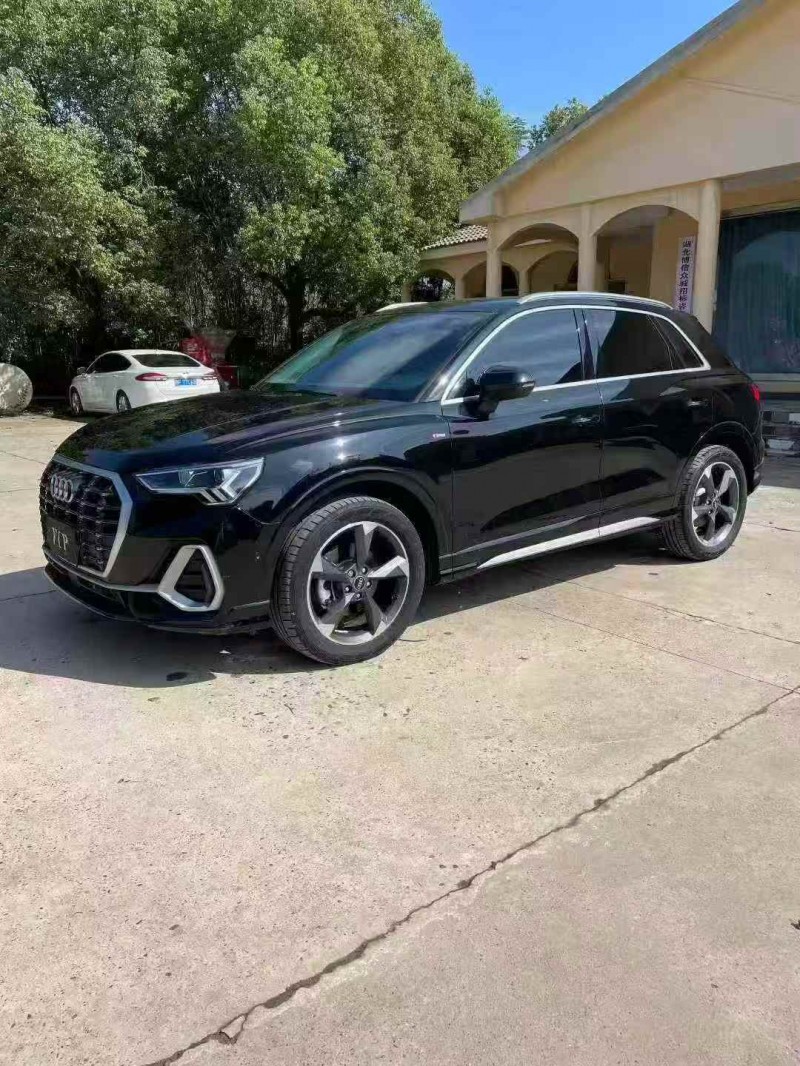 襄阳23年奥迪Q33