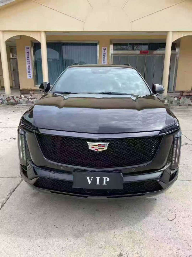 襄阳25年凯迪拉克XT51