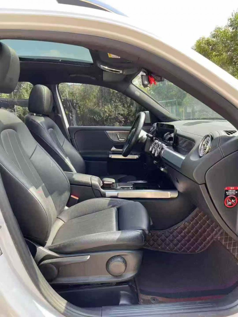 襄阳20年奔驰GLB4