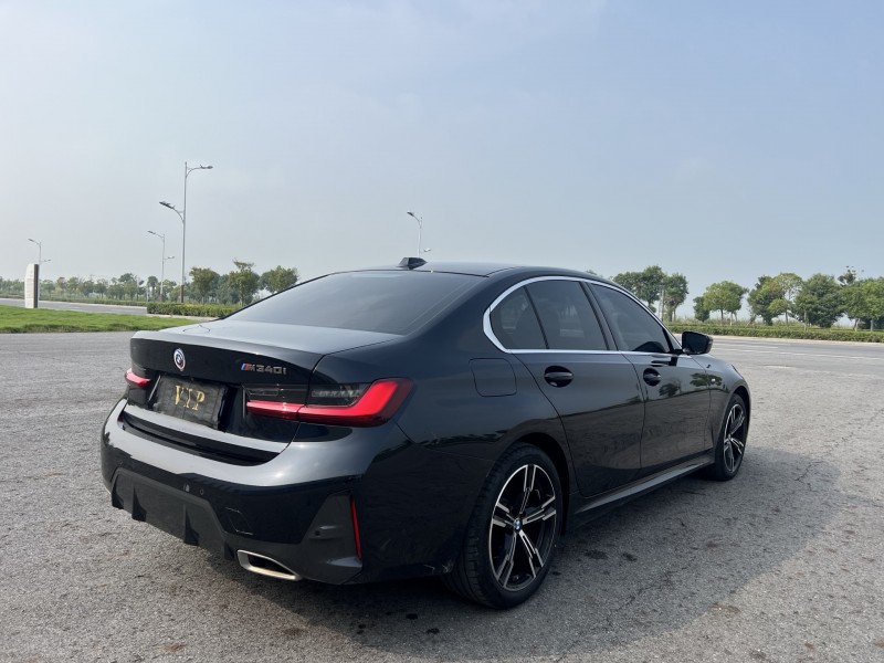 盐城23年宝马3系9