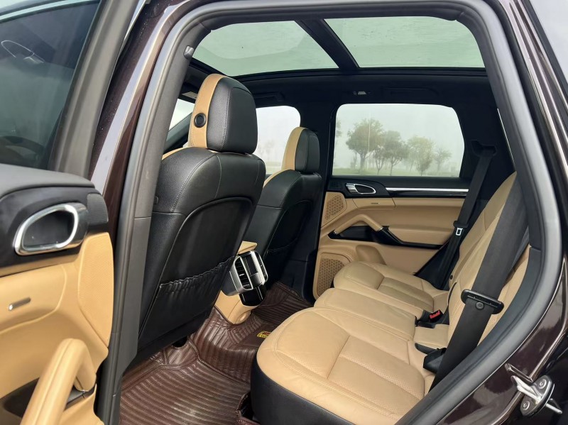 盐城15年保时捷卡宴5