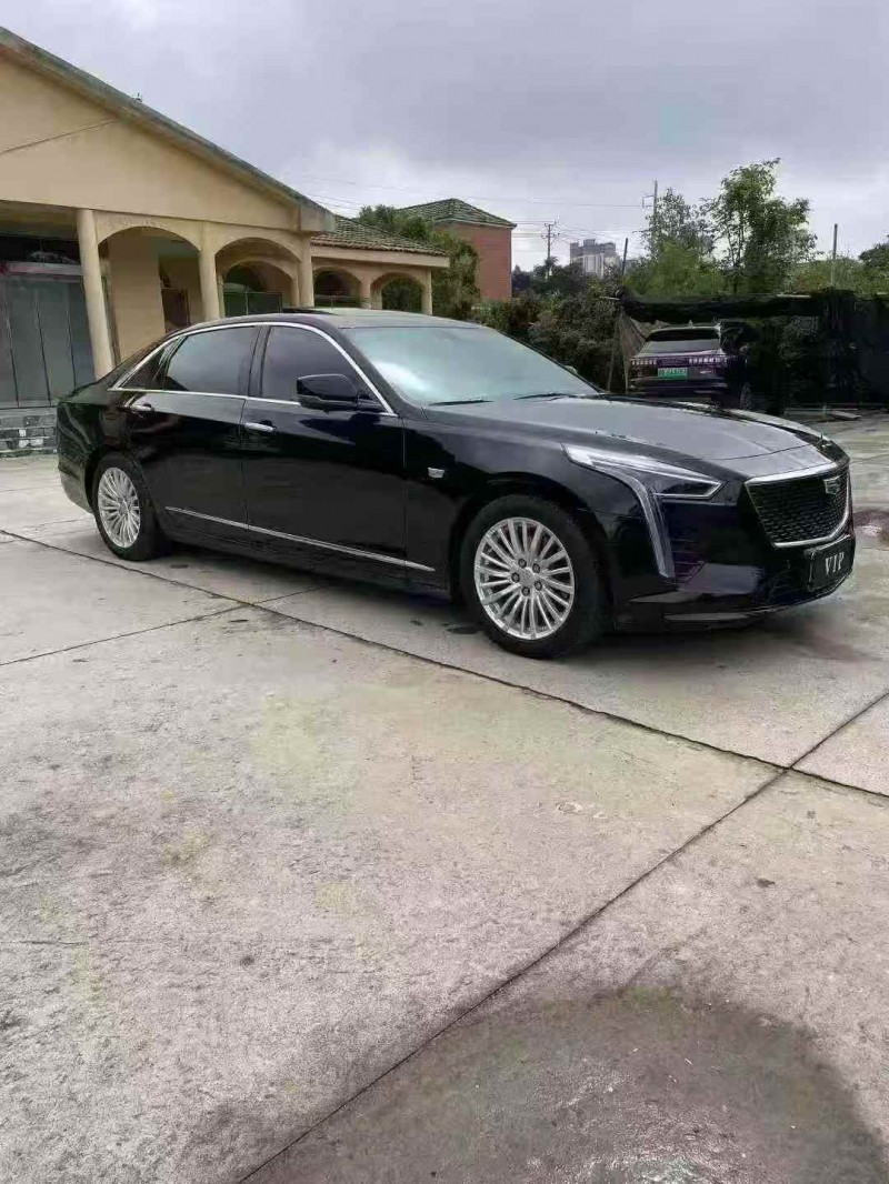 襄阳22年凯迪拉克CT63