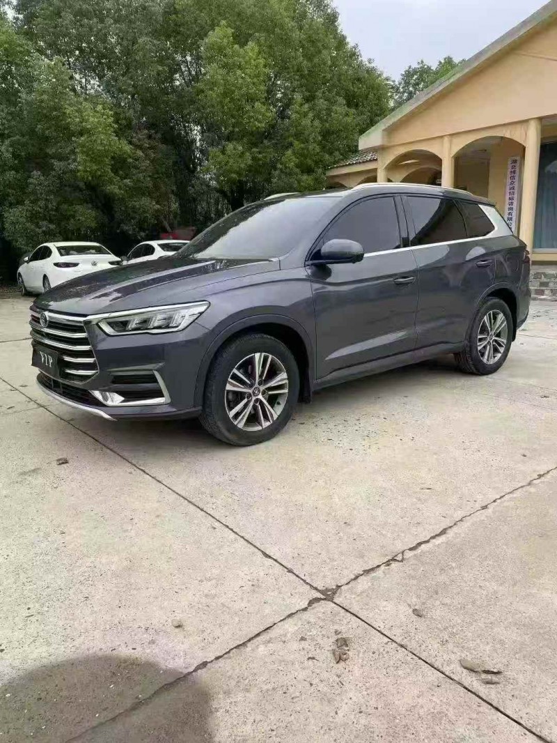 襄阳20年比亚迪宋3