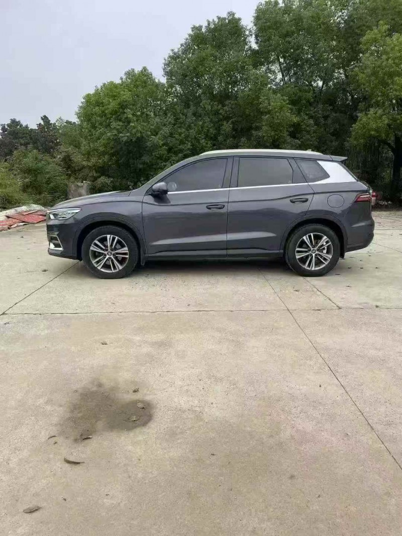 襄阳20年比亚迪宋9