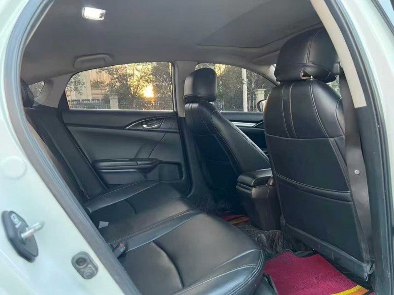 郑州20年本田思域4