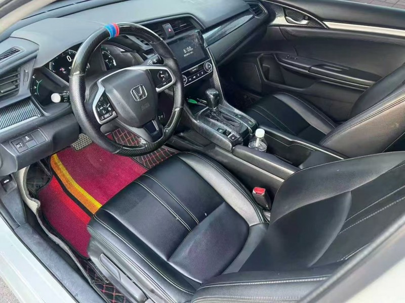 郑州20年本田思域5