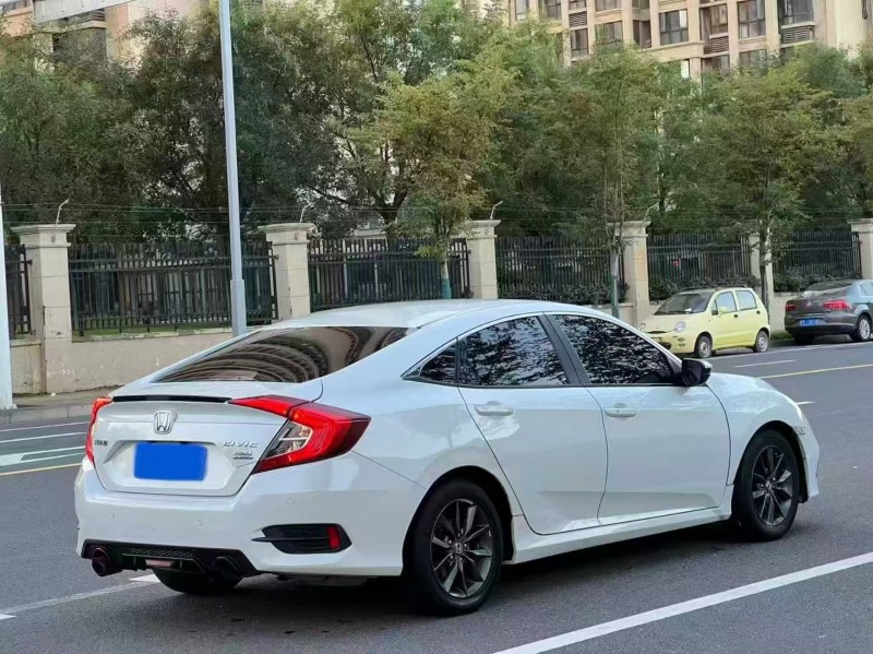 郑州20年本田思域8