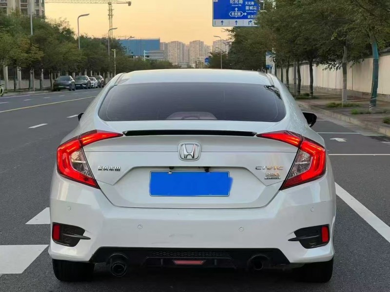 郑州20年本田思域9