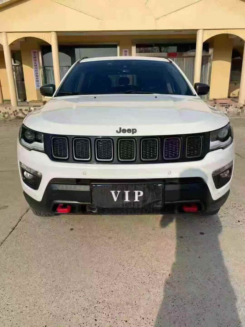 襄阳17年Jeep指南者1