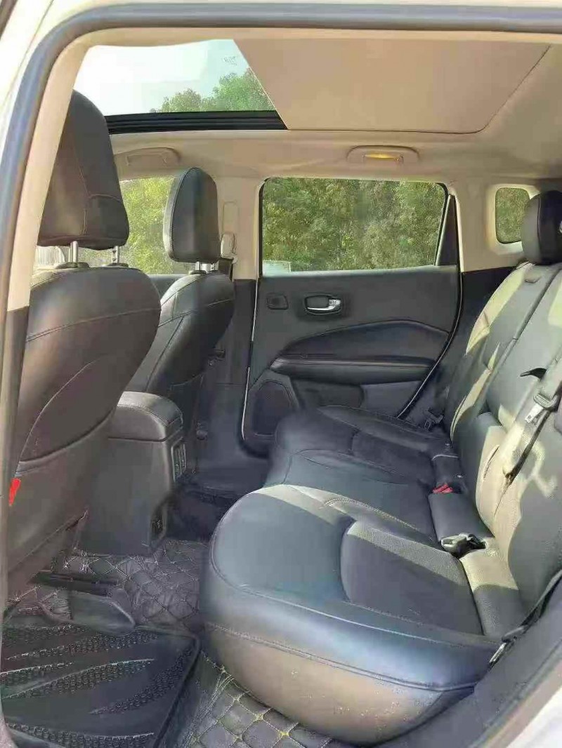 襄阳17年Jeep指南者7