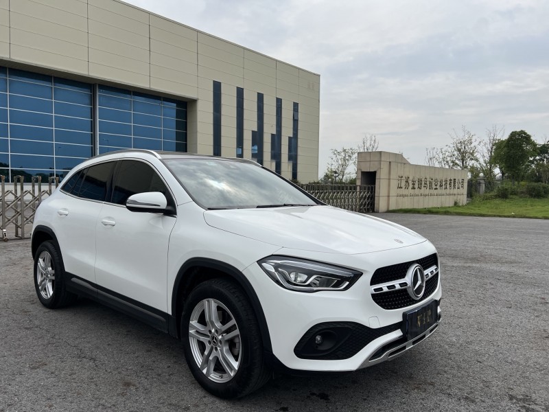 盐城23年奔驰GLA2